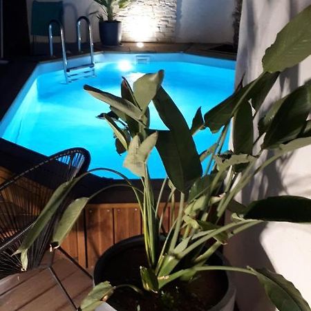 Bed and Breakfast Le Petit Coin De Provence à Beaucaire  Extérieur photo