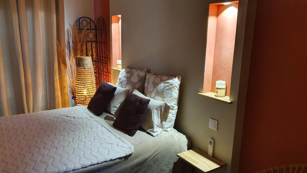 Bed and Breakfast Le Petit Coin De Provence à Beaucaire  Extérieur photo